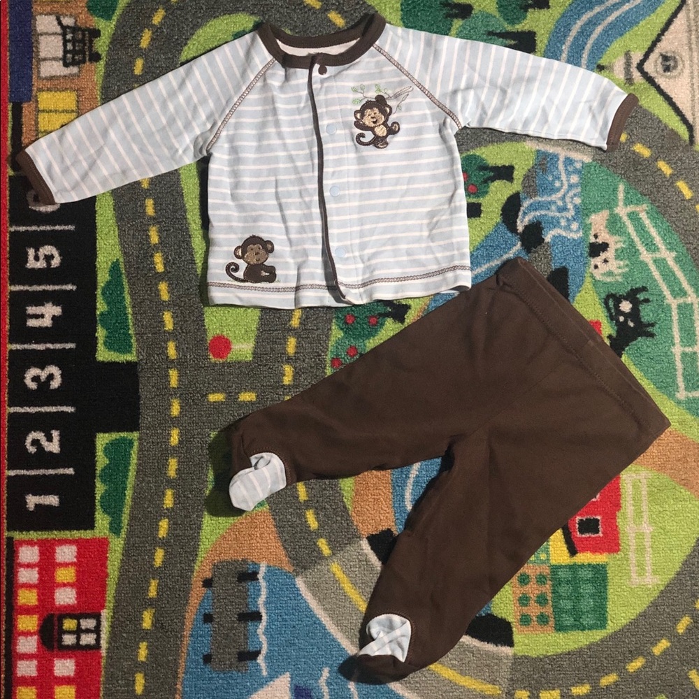 Little Me Monkey 🐒 2-Piece Outfit. Size 3 Months